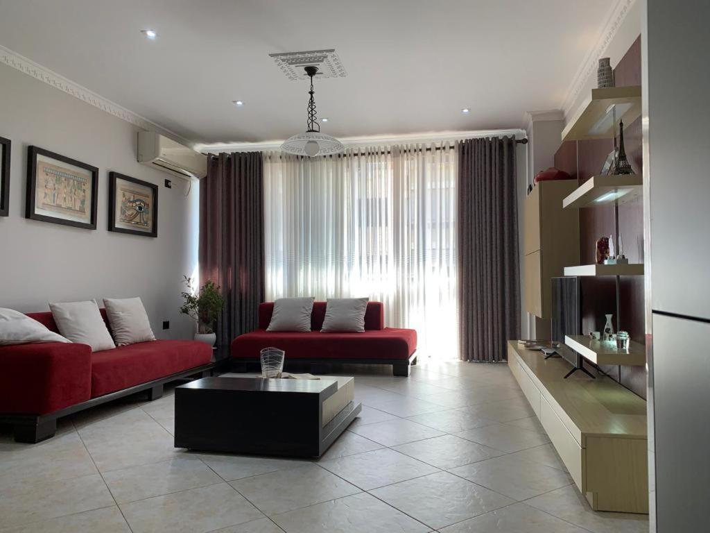 Laureta Central Apartment ติรานา ภายนอก รูปภาพ