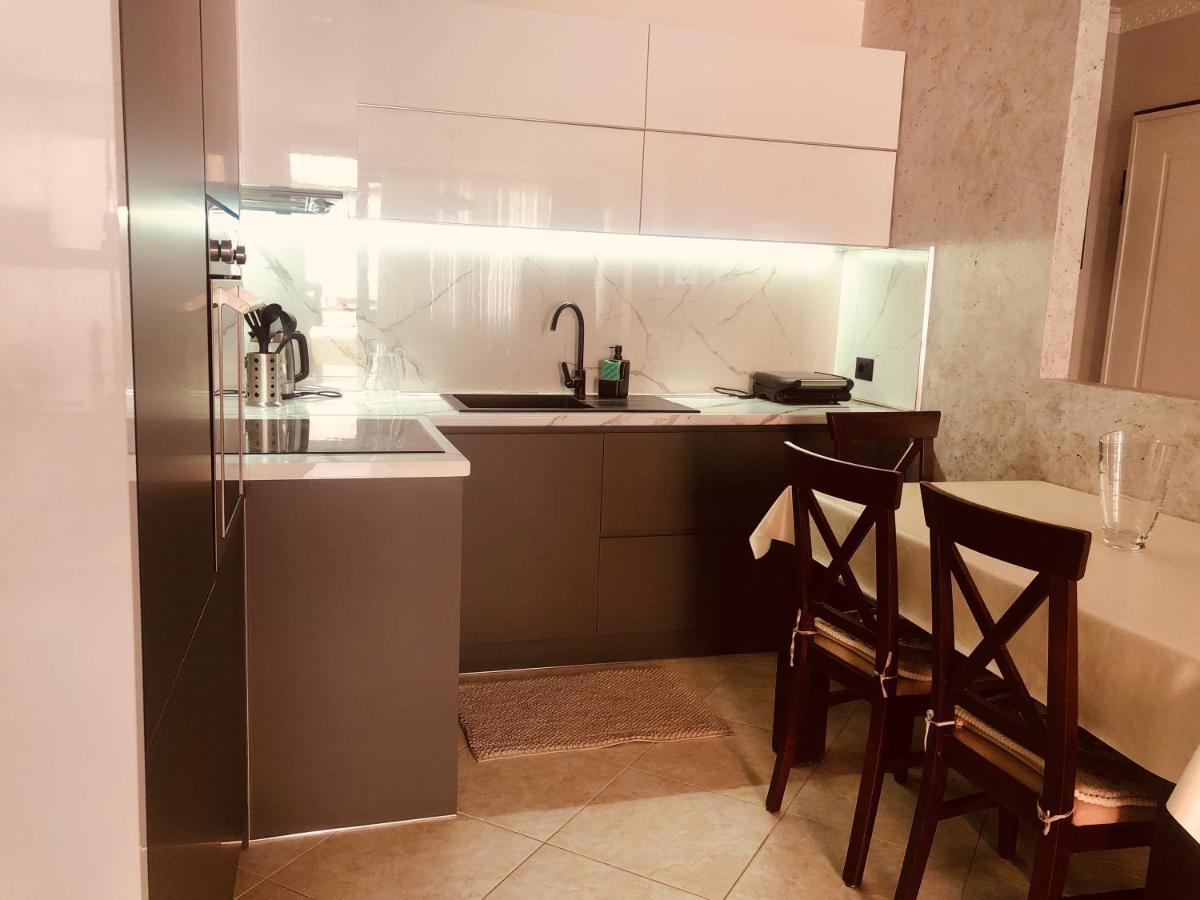 Laureta Central Apartment ติรานา ภายนอก รูปภาพ