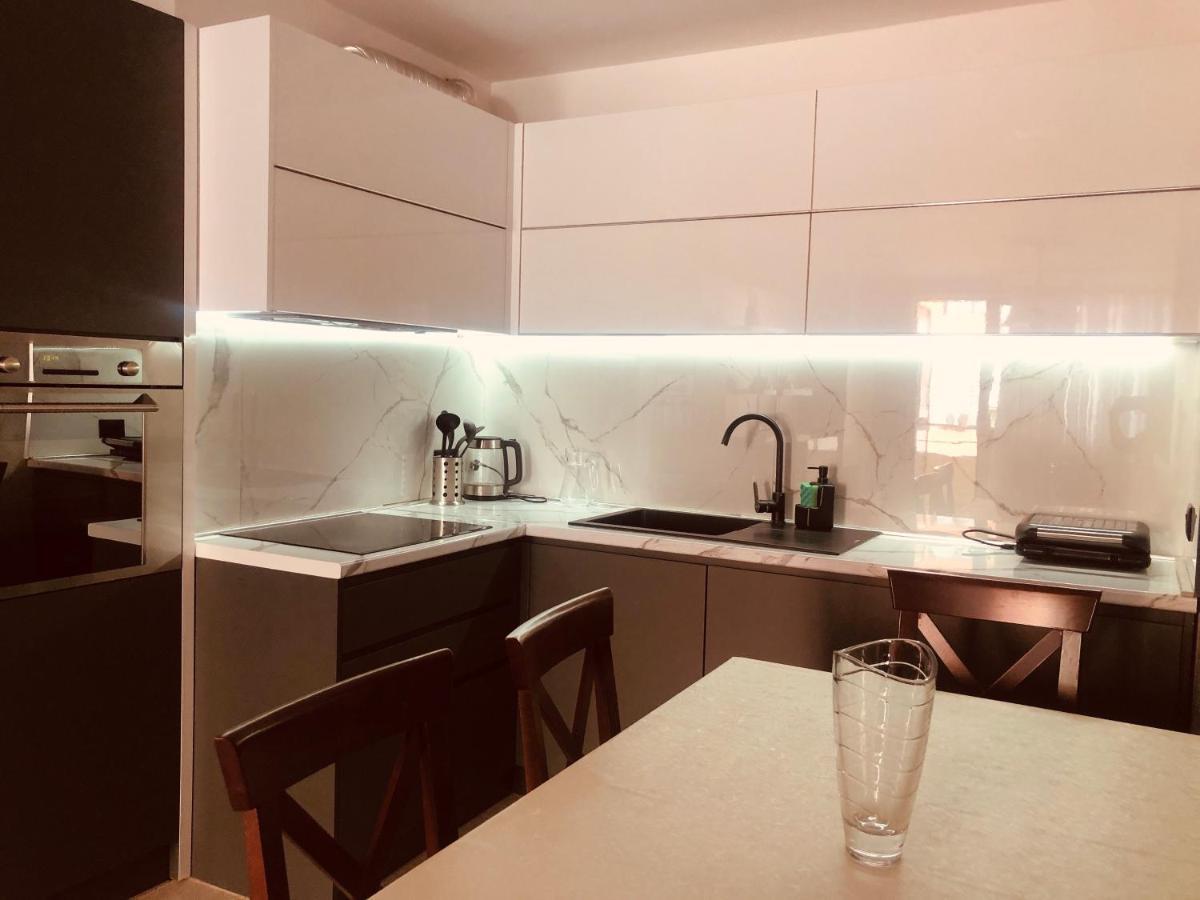 Laureta Central Apartment ติรานา ภายนอก รูปภาพ